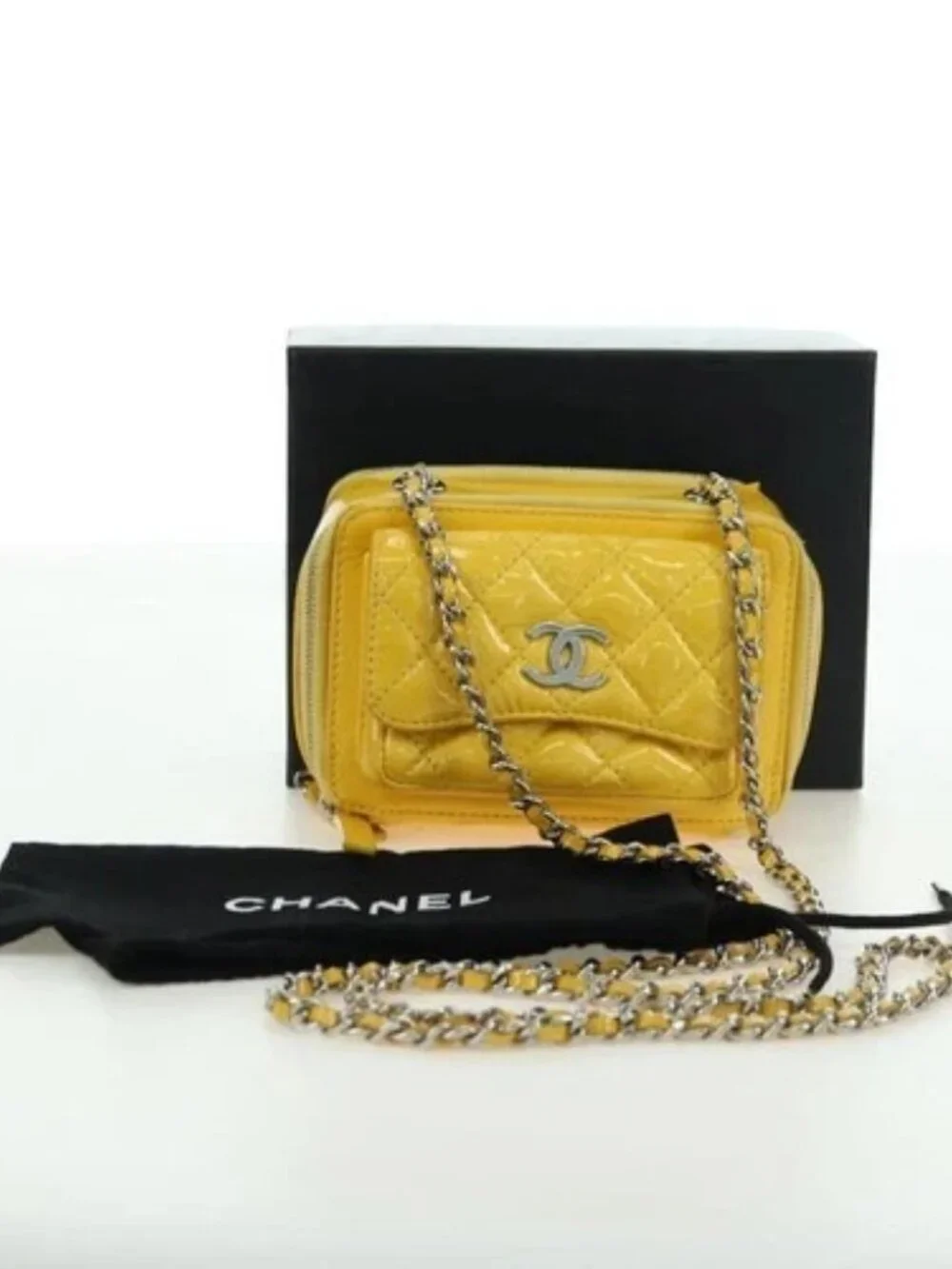 CHANEL brand	chanel color	yellow